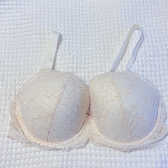 Victoria’s Secret Dream Angels Lined Demi 38D Bra - Picture 1 of 10